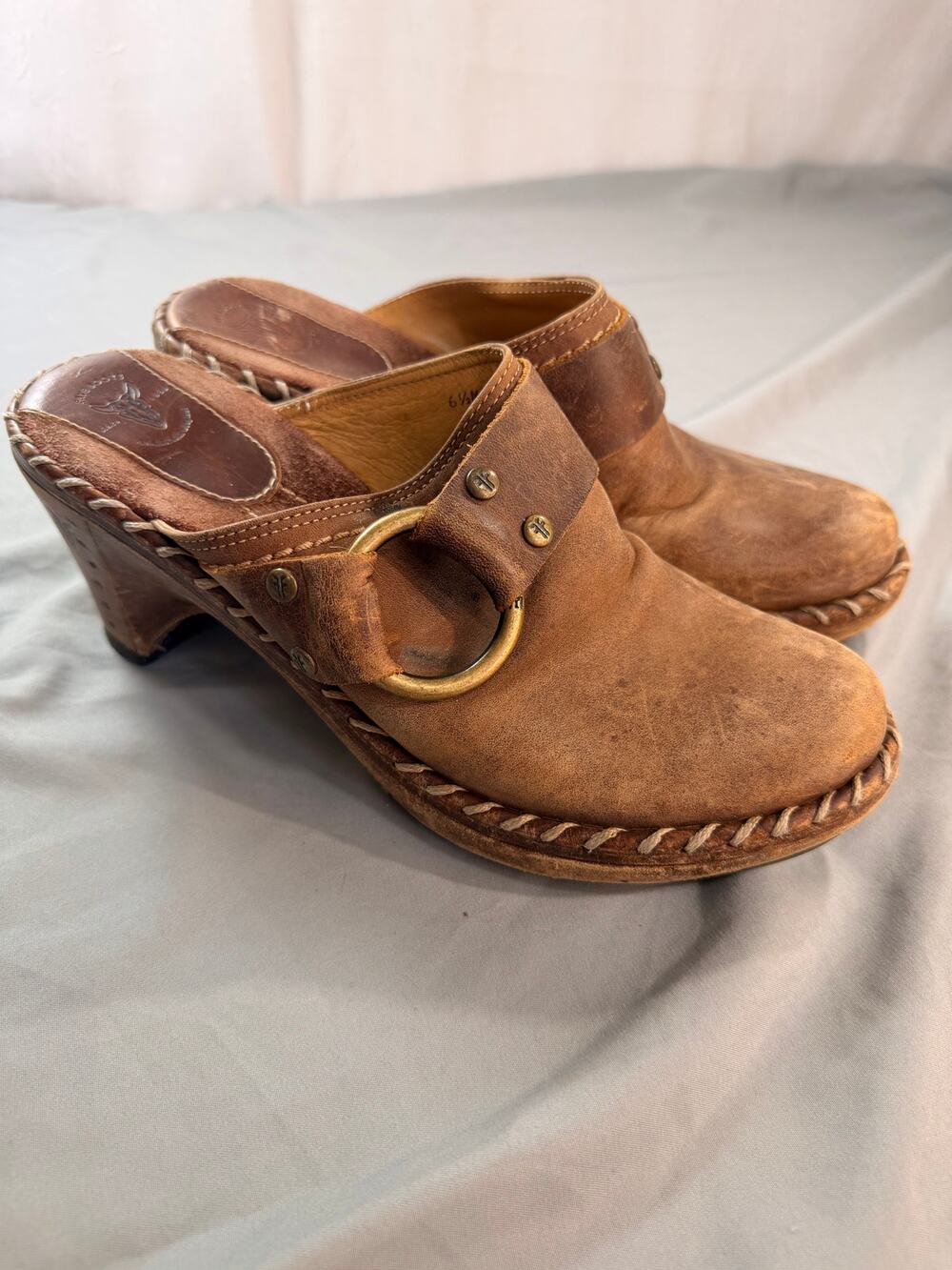 Frye Charlotte Ring Harness Mule Clogs women's size 6.5